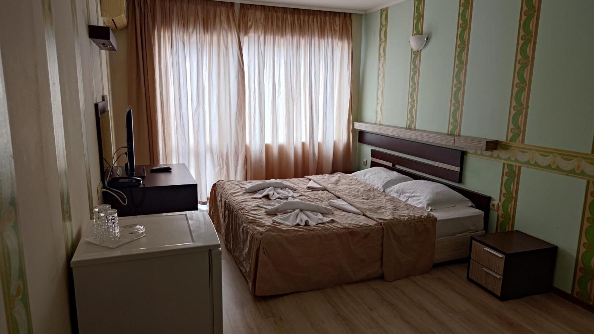 Lotos Hotel バルチク エクステリア 写真