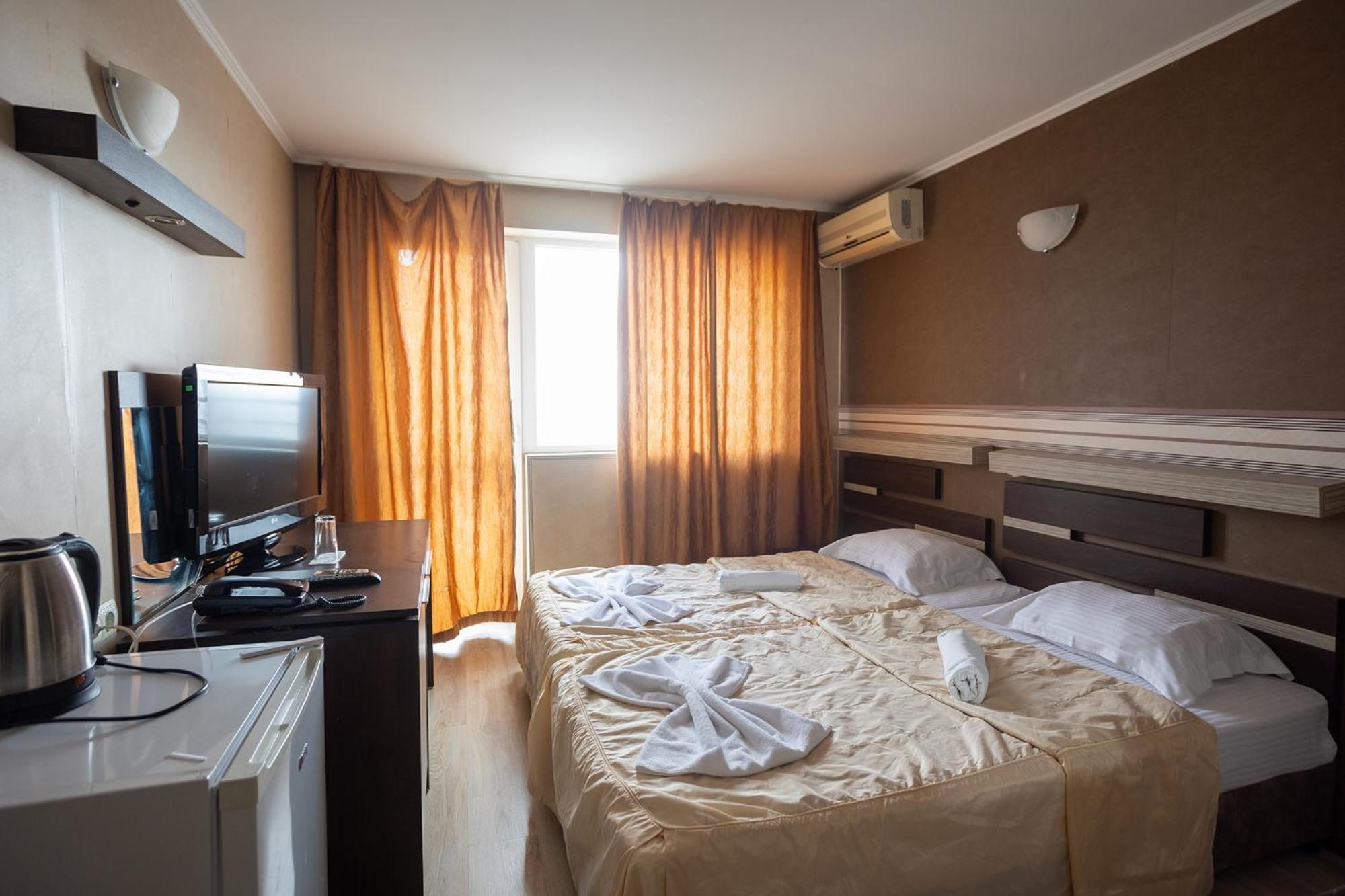 Lotos Hotel バルチク エクステリア 写真