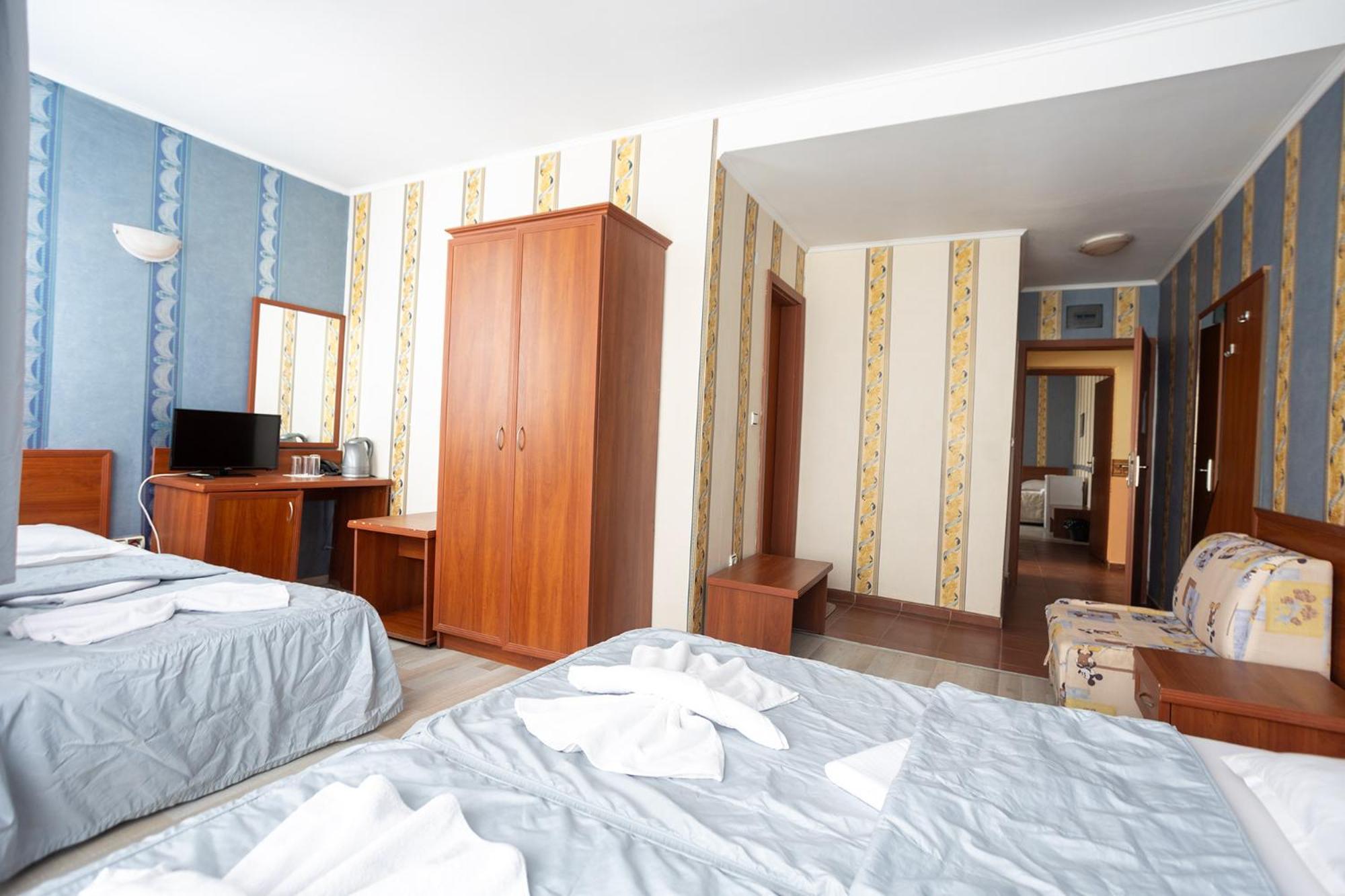 Lotos Hotel バルチク エクステリア 写真