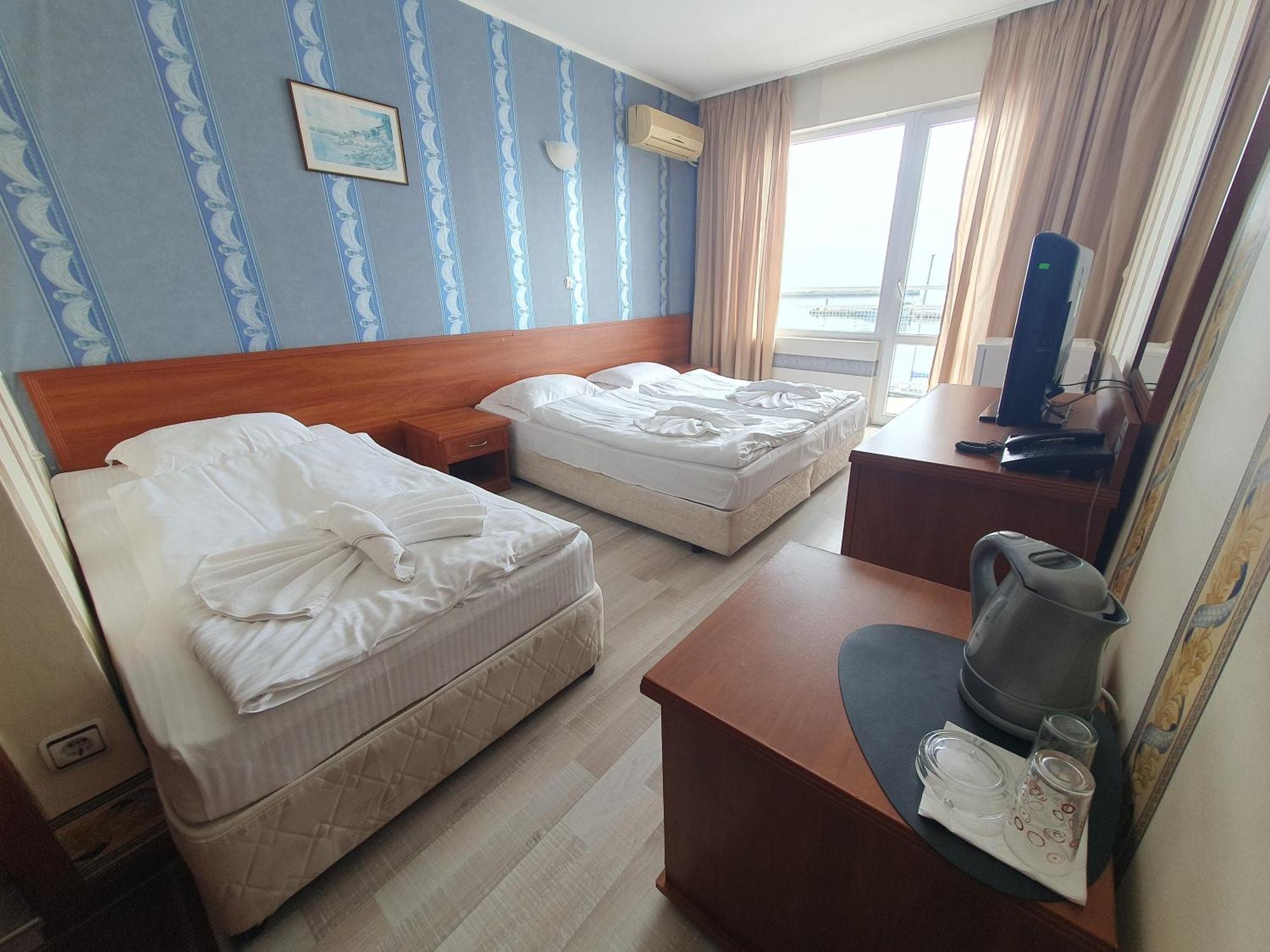 Lotos Hotel バルチク エクステリア 写真