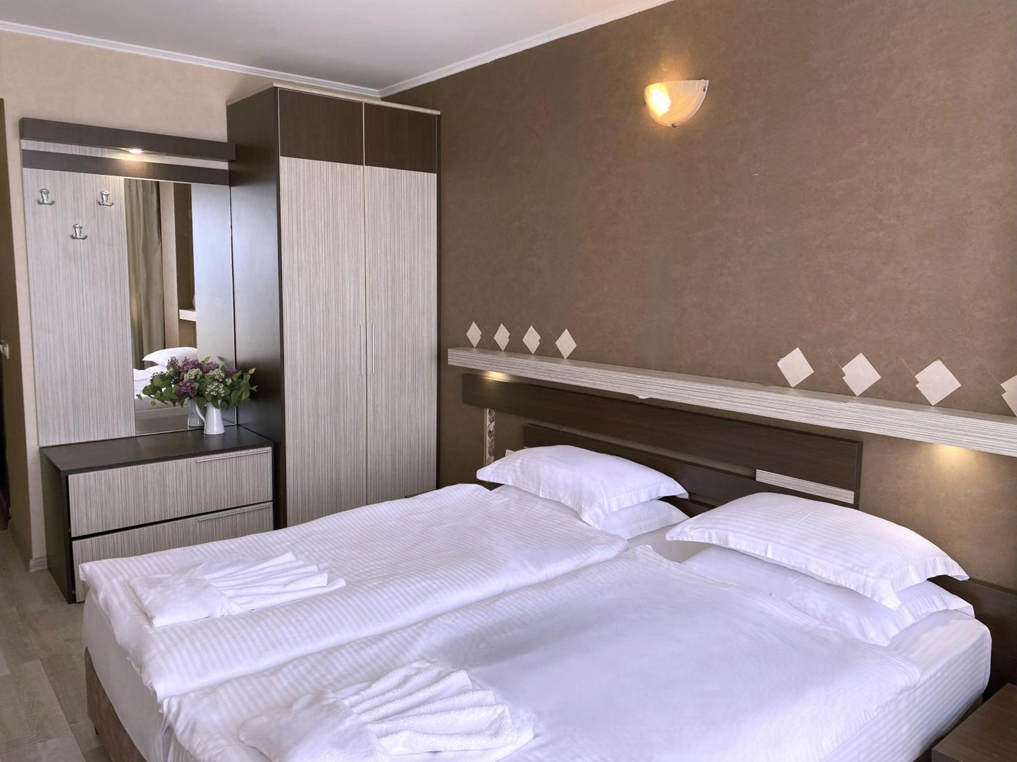 Lotos Hotel バルチク エクステリア 写真